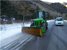 大型純鋼絲刷掃雪車